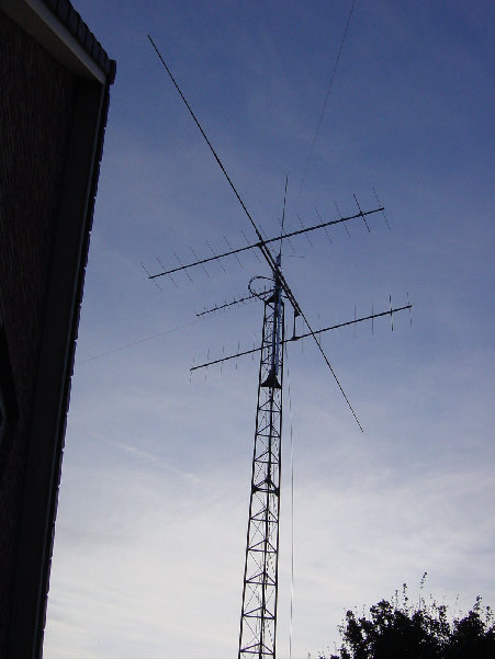 DSC01124.JPG (210.34 KiB) 34693 keer bekeken Zoek de verschillen