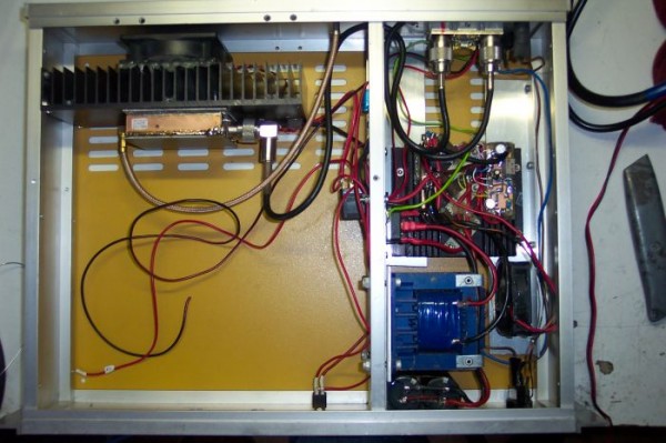 000_0005 hele kast concept.JPG (73.59 KiB) 68943 keer bekeken Hele kast in concept