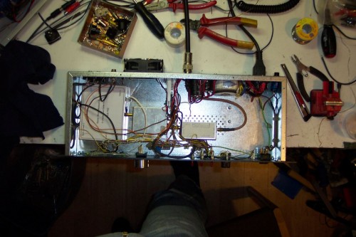 100_2212a.jpg (132.53 KiB) 59975 keer bekeken Alle modules liggen nog los voor de test